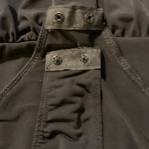 NWT BOOHOO HALTER STYLE BODYSUIT TOP. SHEER LONG SLEEVE. KEY HOLE FRONT. - Picture 8 of 11